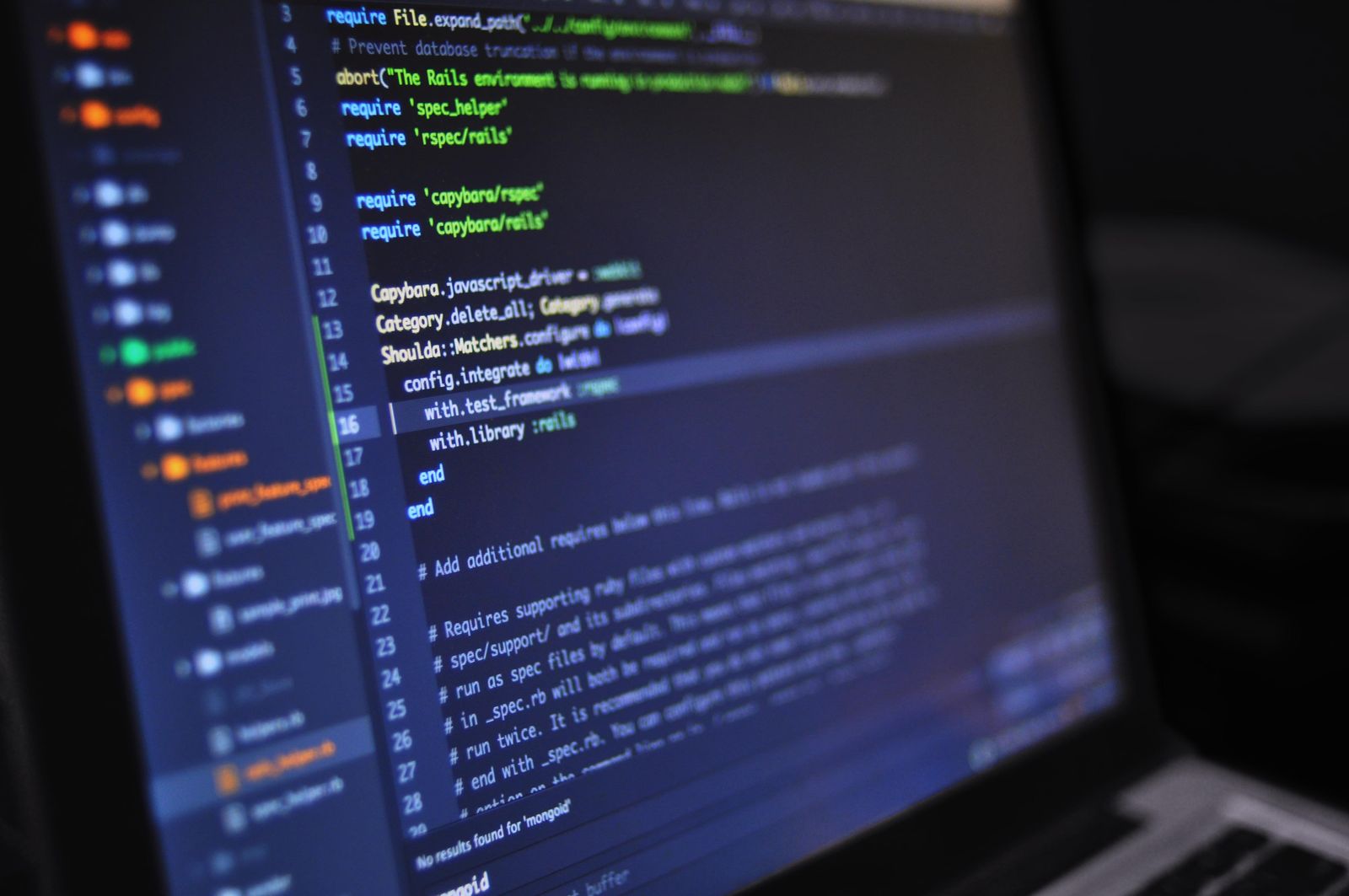 Monolith to microservices with zero downtime